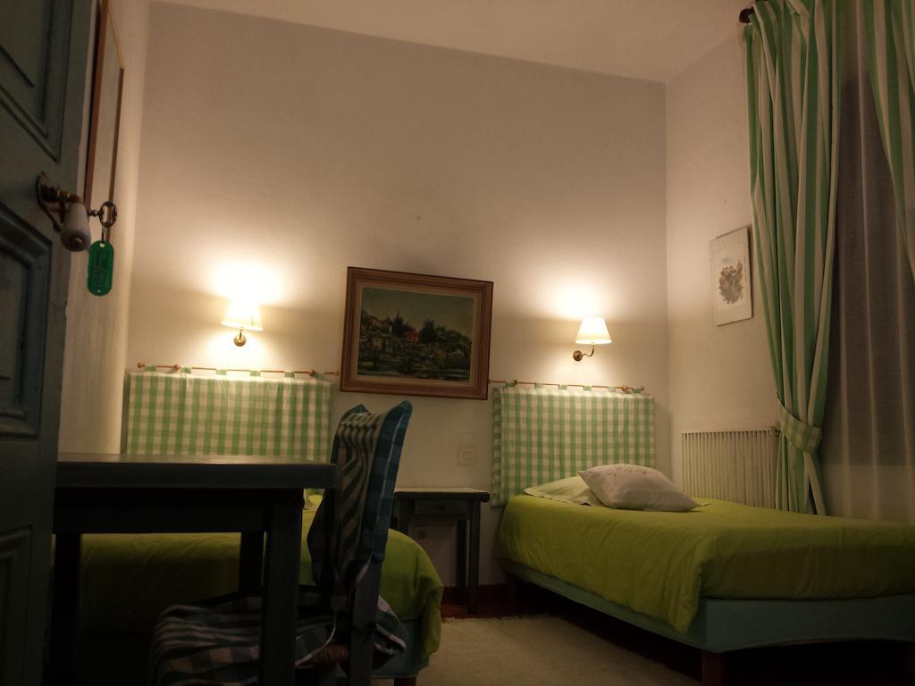 Hotel Restaurant L'Aiglon Zonza Ruang foto