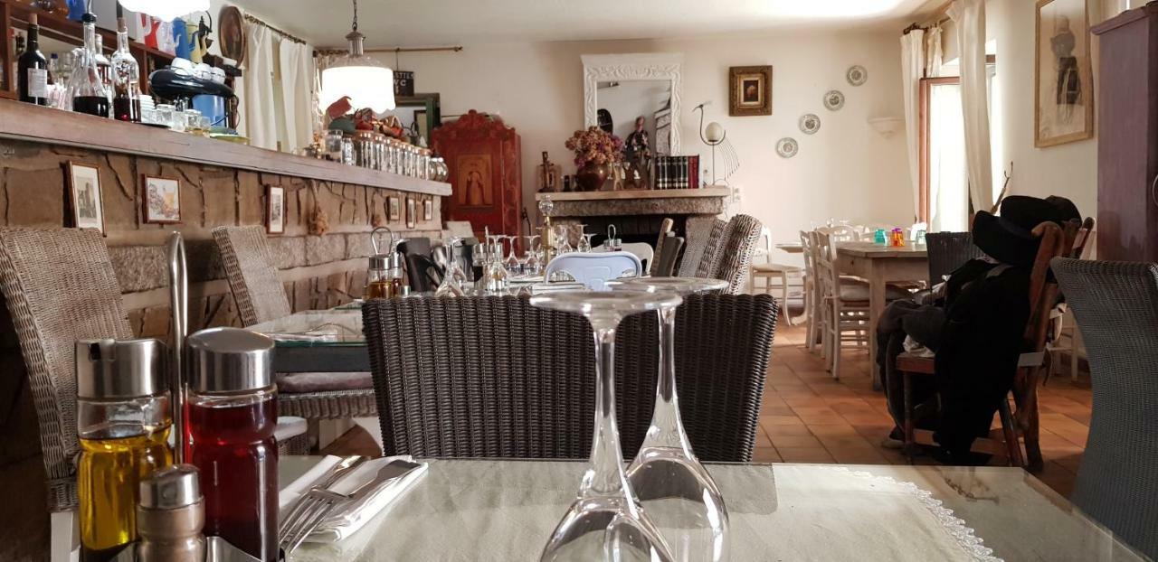 Hotel Restaurant L'Aiglon Zonza Bagian luar foto